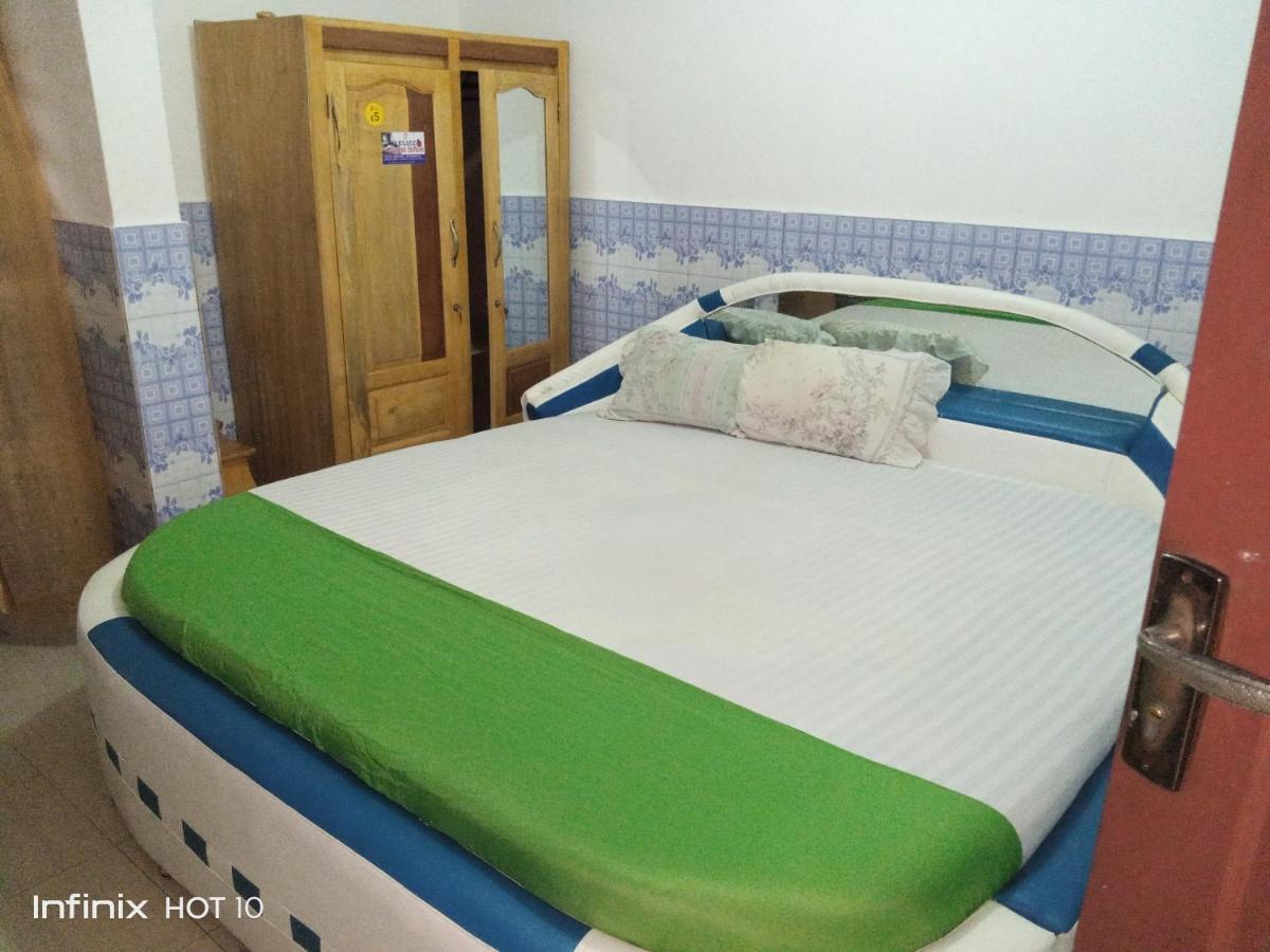 Elizz Guest House Janman Exterior photo