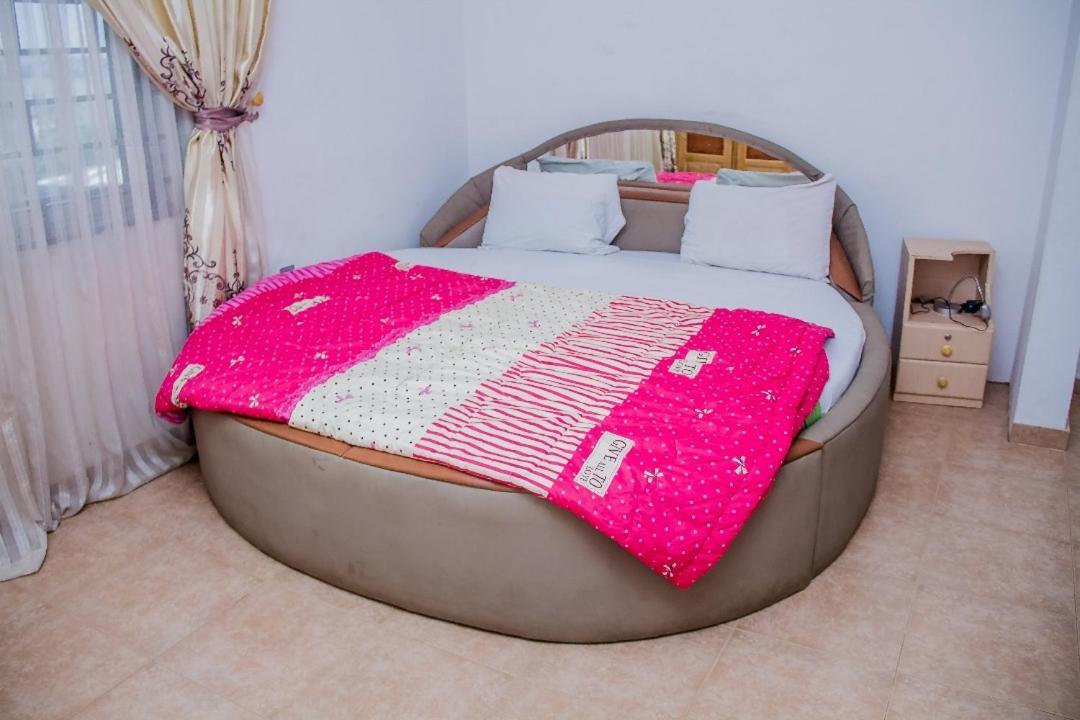 Elizz Guest House Janman Exterior photo
